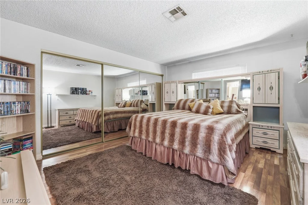 7940 Decker Canyon, Las Vegas, NV 89128