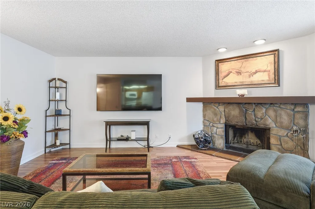7940 Decker Canyon, Las Vegas, NV 89128