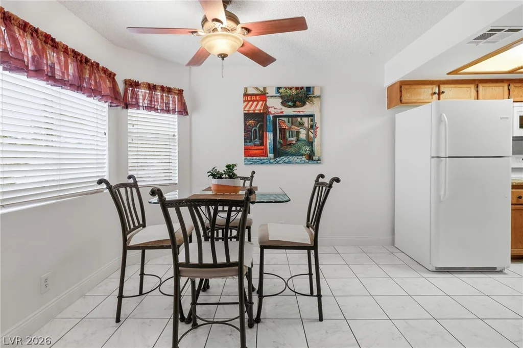 7940 Decker Canyon, Las Vegas, NV 89128