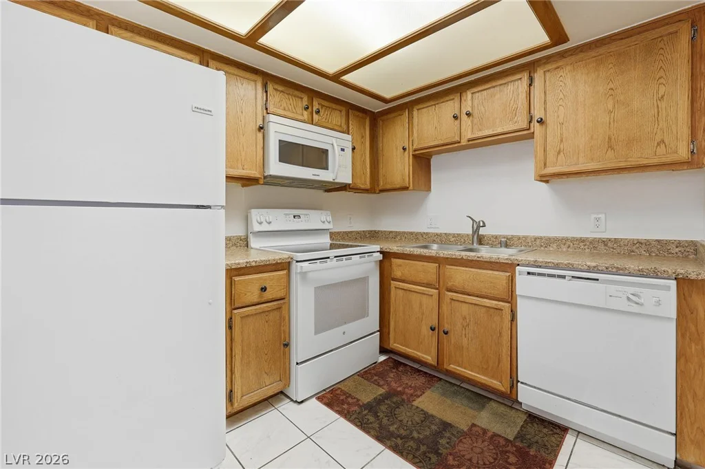 7940 Decker Canyon, Las Vegas, NV 89128