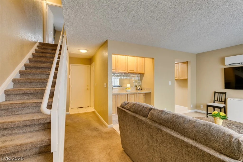 100 Crestline, Las Vegas, NV 89107