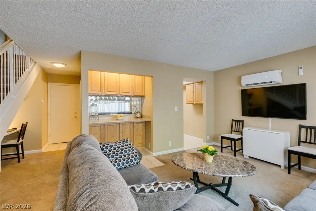 100 Crestline, Las Vegas, NV 89107