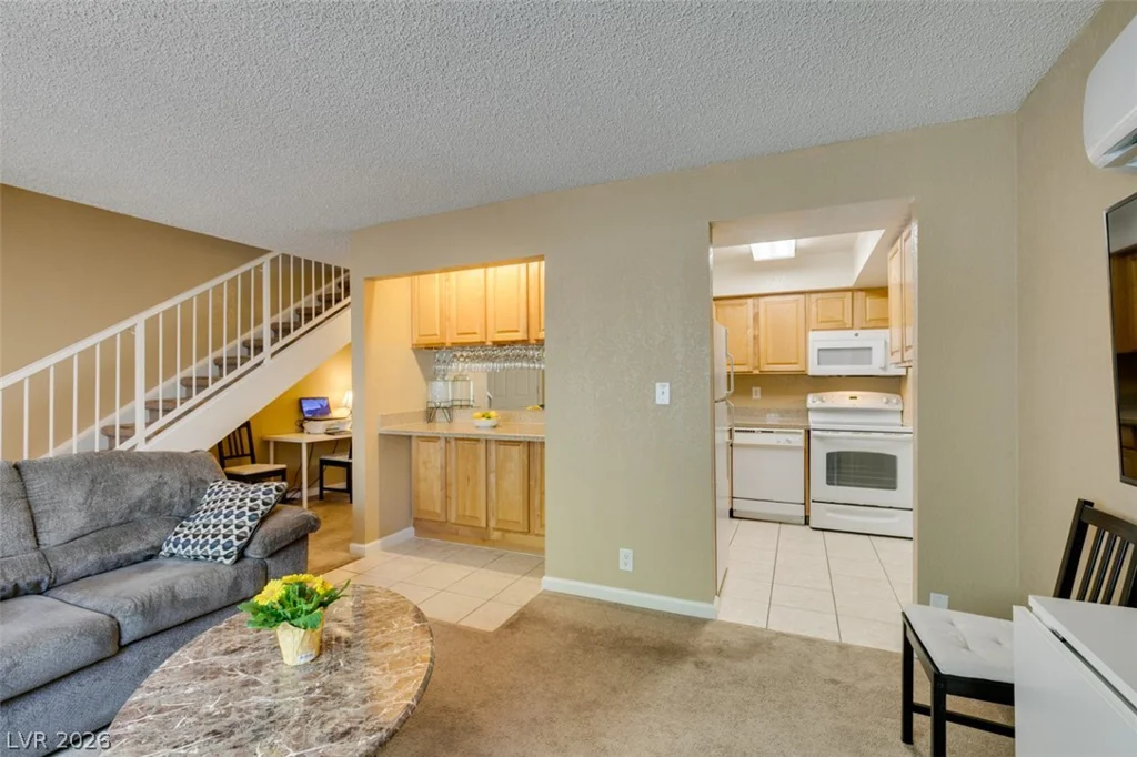 100 Crestline, Las Vegas, NV 89107