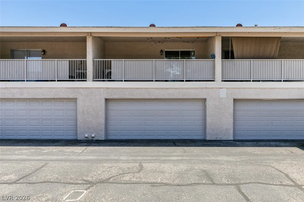 100 Crestline, Las Vegas, NV 89107