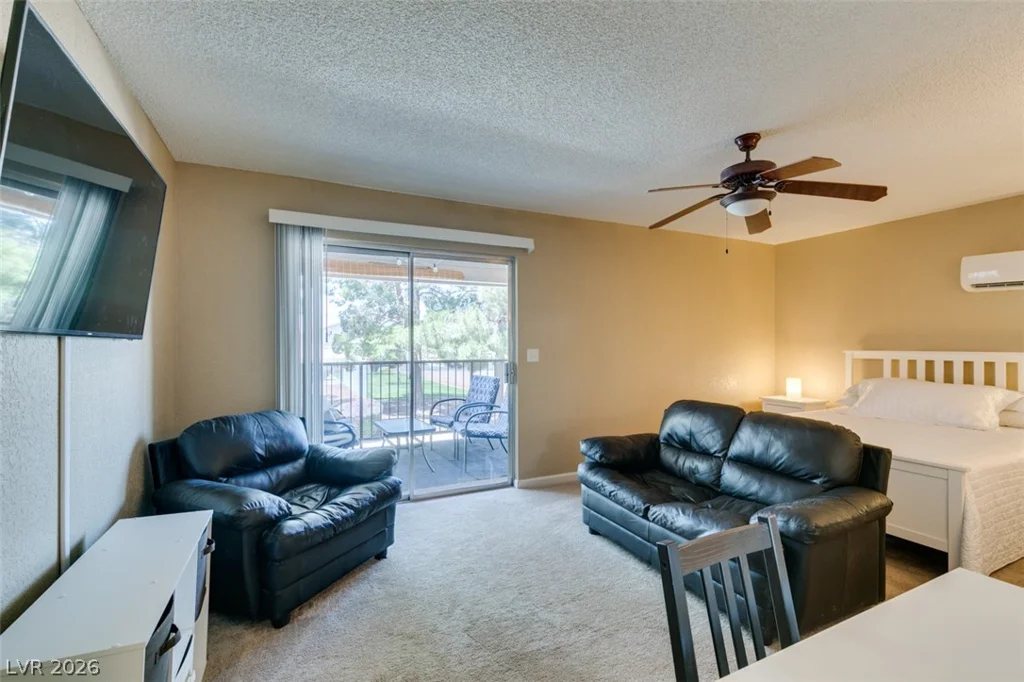 100 Crestline, Las Vegas, NV 89107