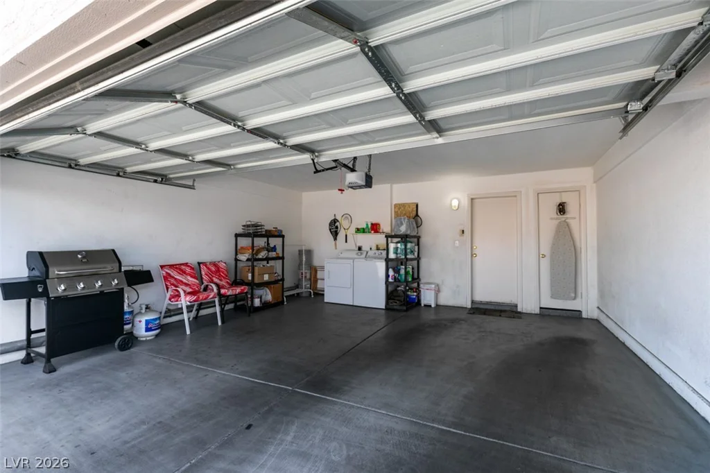 100 Crestline, Las Vegas, NV 89107