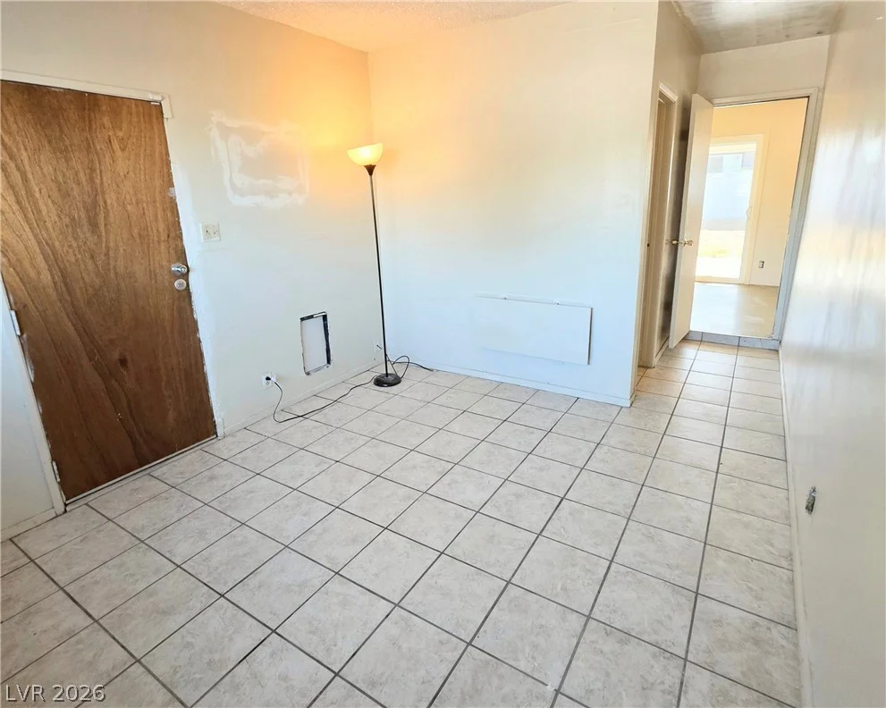1674 D, Las Vegas, NV 89106