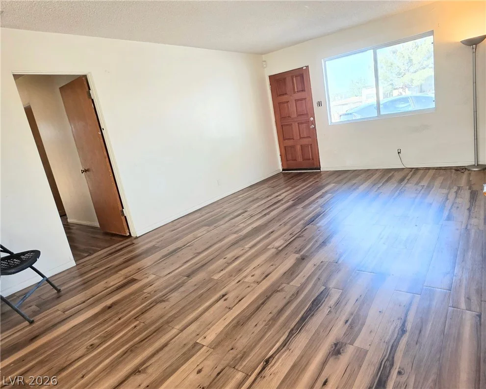 1674 D, Las Vegas, NV 89106