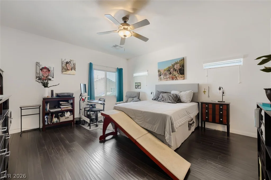 10070 Aspen Marshall, Las Vegas, NV 89178