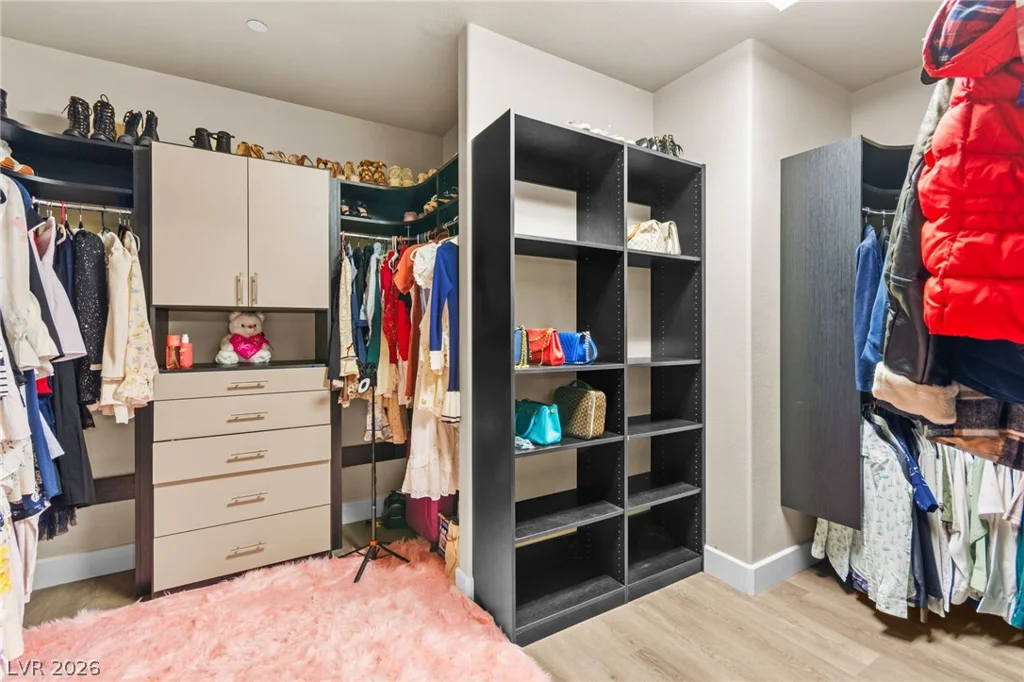 4211 Abernethy Forest, Las Vegas, NV 89141