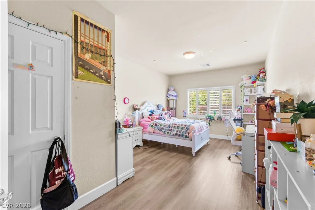4211 Abernethy Forest, Las Vegas, NV 89141