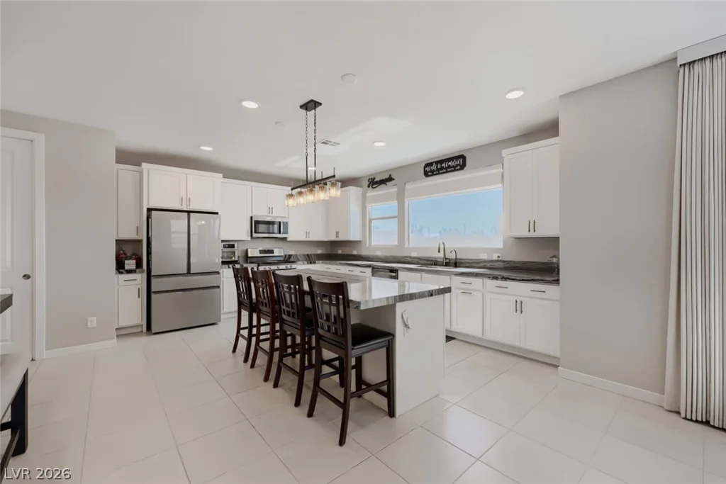 6840 Pacific Robin, North Las Vegas, NV 89084