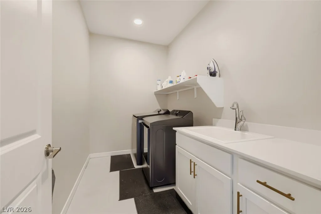 6840 Pacific Robin, North Las Vegas, NV 89084