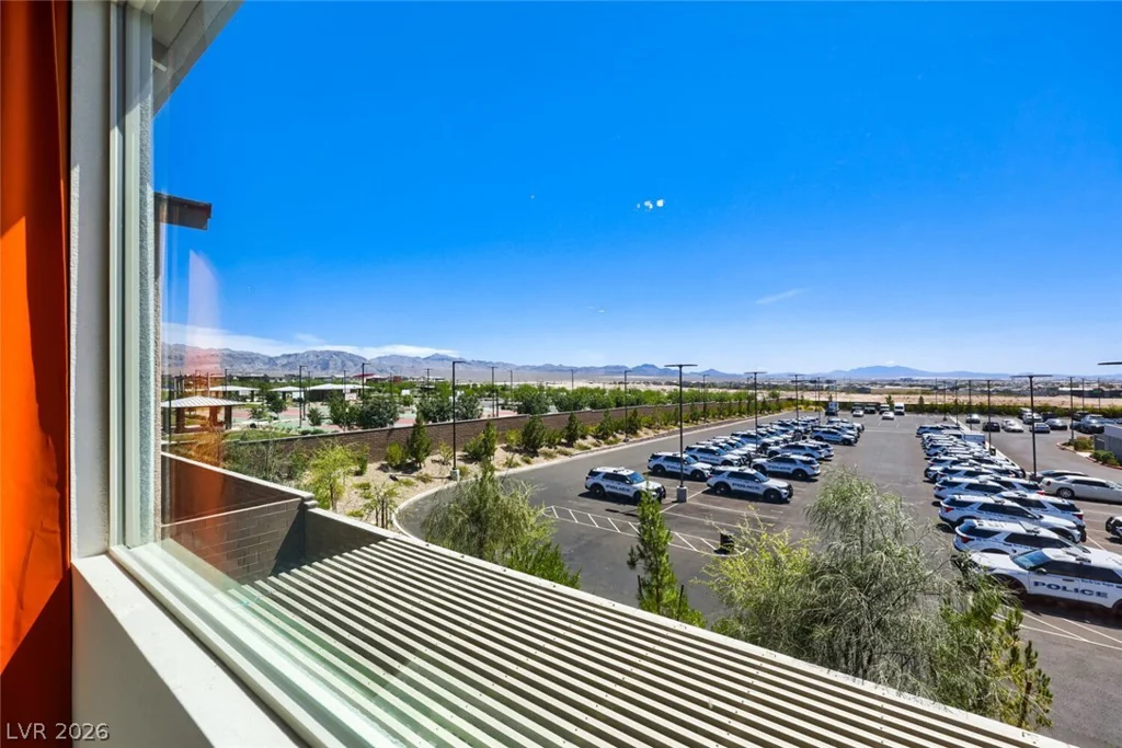 6840 Pacific Robin, North Las Vegas, NV 89084