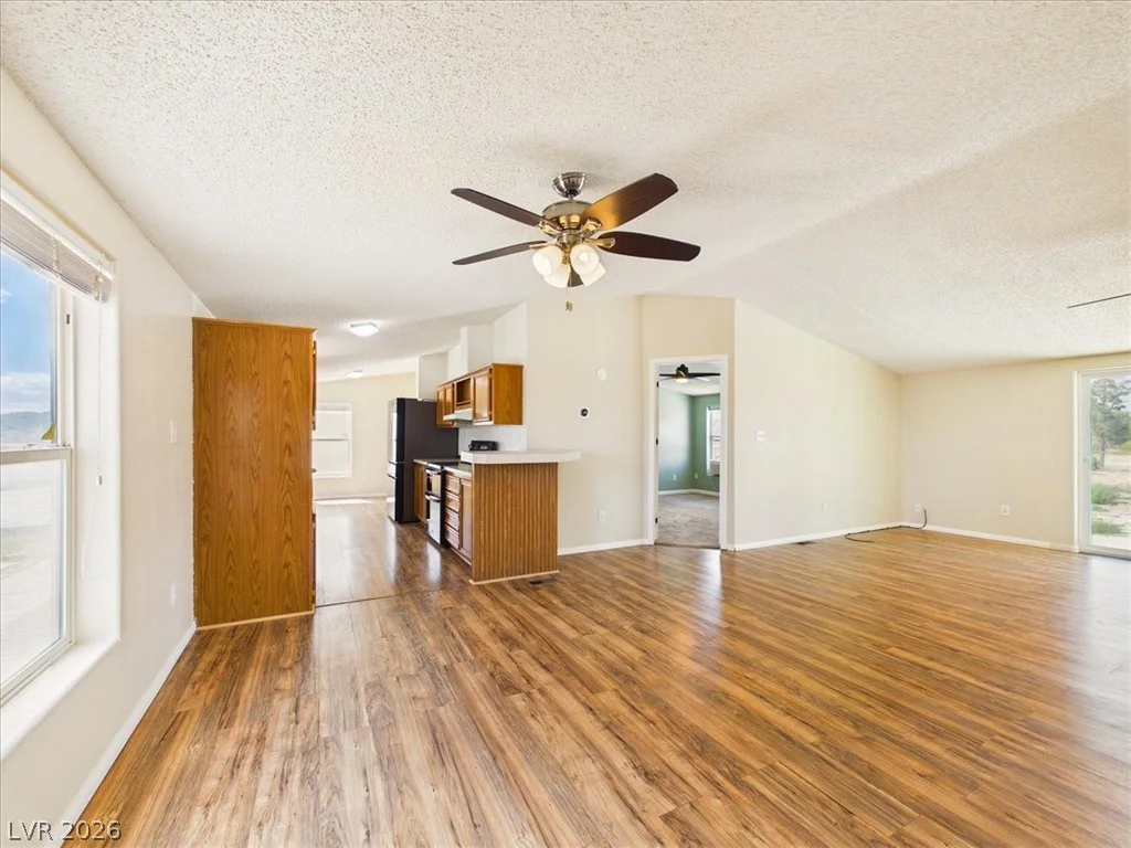 1670 Gee, Pahrump, NV 89060