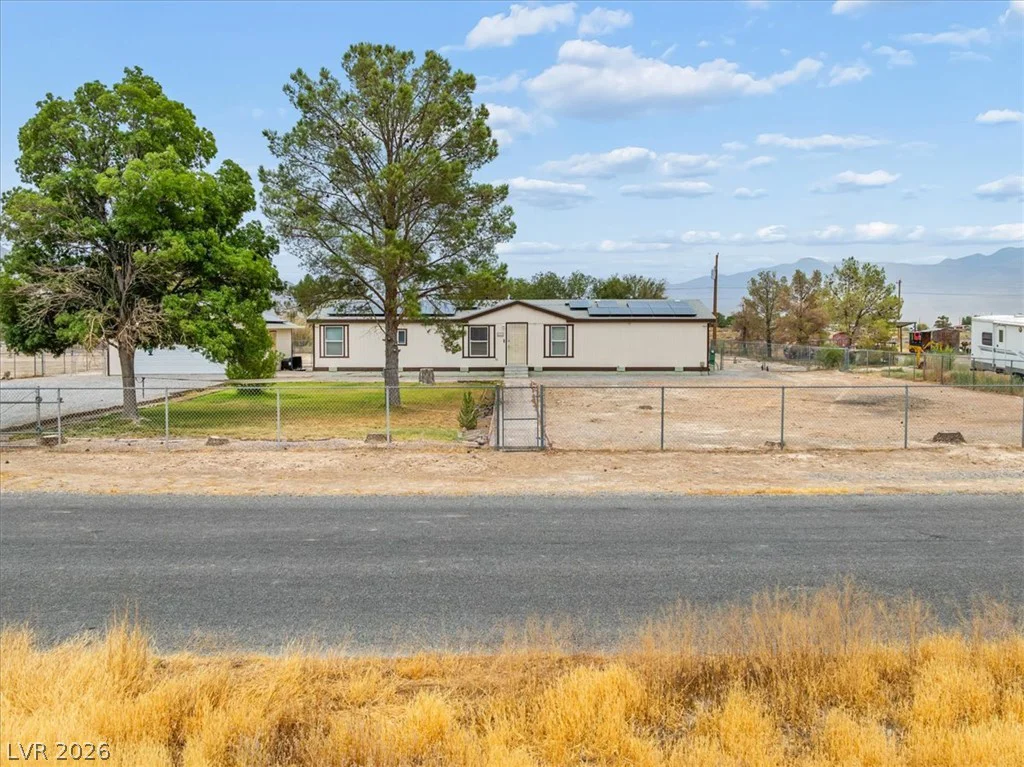 1670 Gee, Pahrump, NV 89060