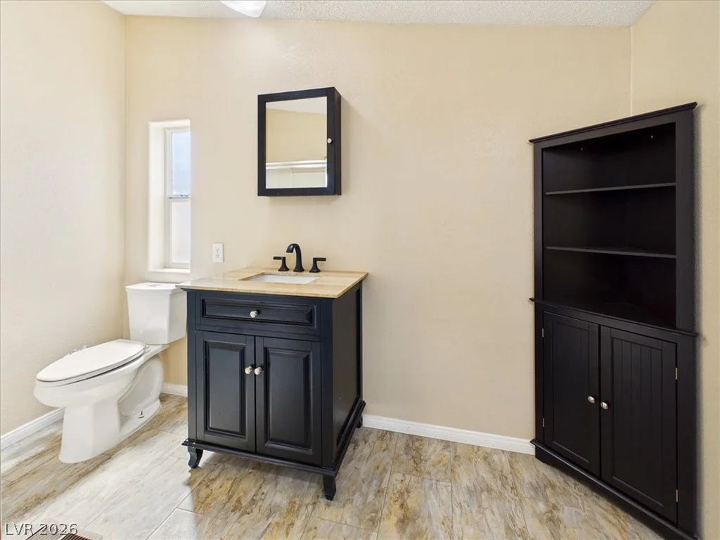 1670 Gee, Pahrump, NV 89060