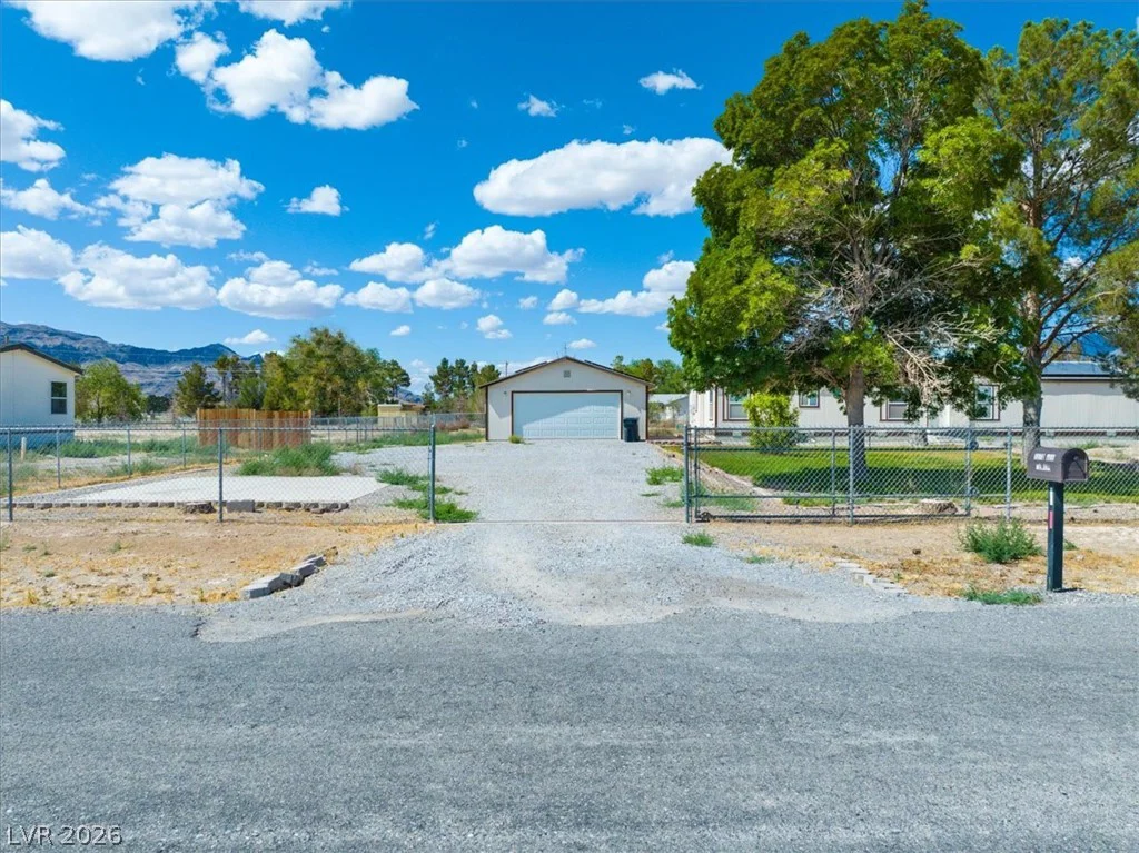 1670 Gee, Pahrump, NV 89060