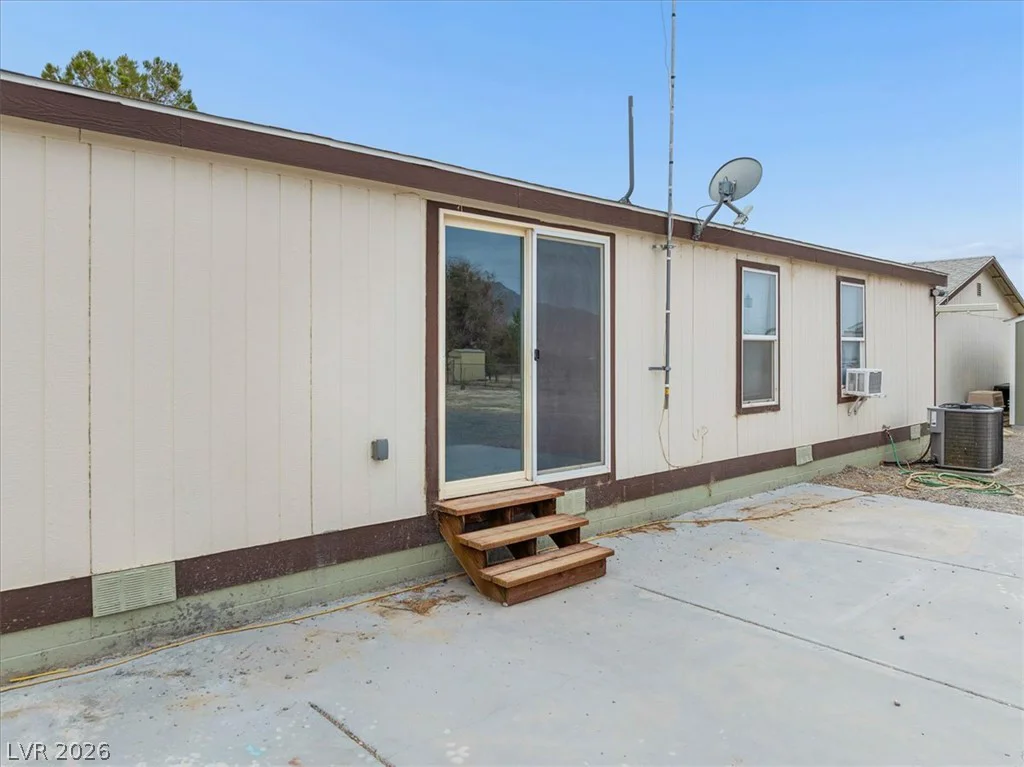 1670 Gee, Pahrump, NV 89060