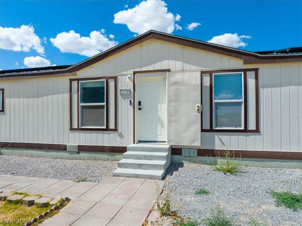 1670 Gee, Pahrump, NV 89060