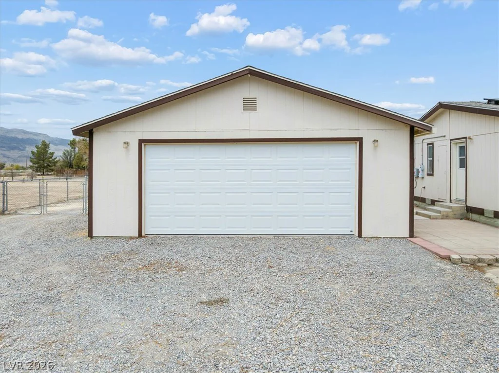 1670 Gee, Pahrump, NV 89060