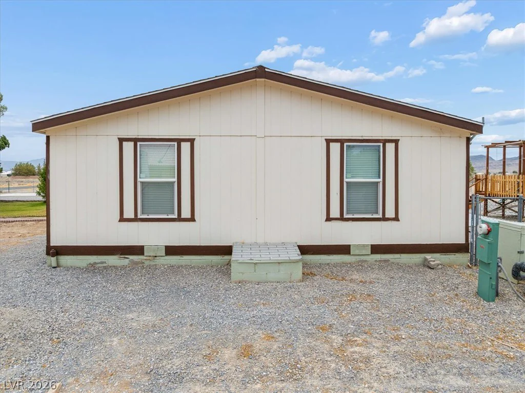 1670 Gee, Pahrump, NV 89060