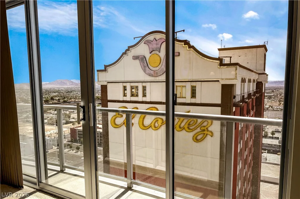 150 Las Vegas, Las Vegas, NV 89101