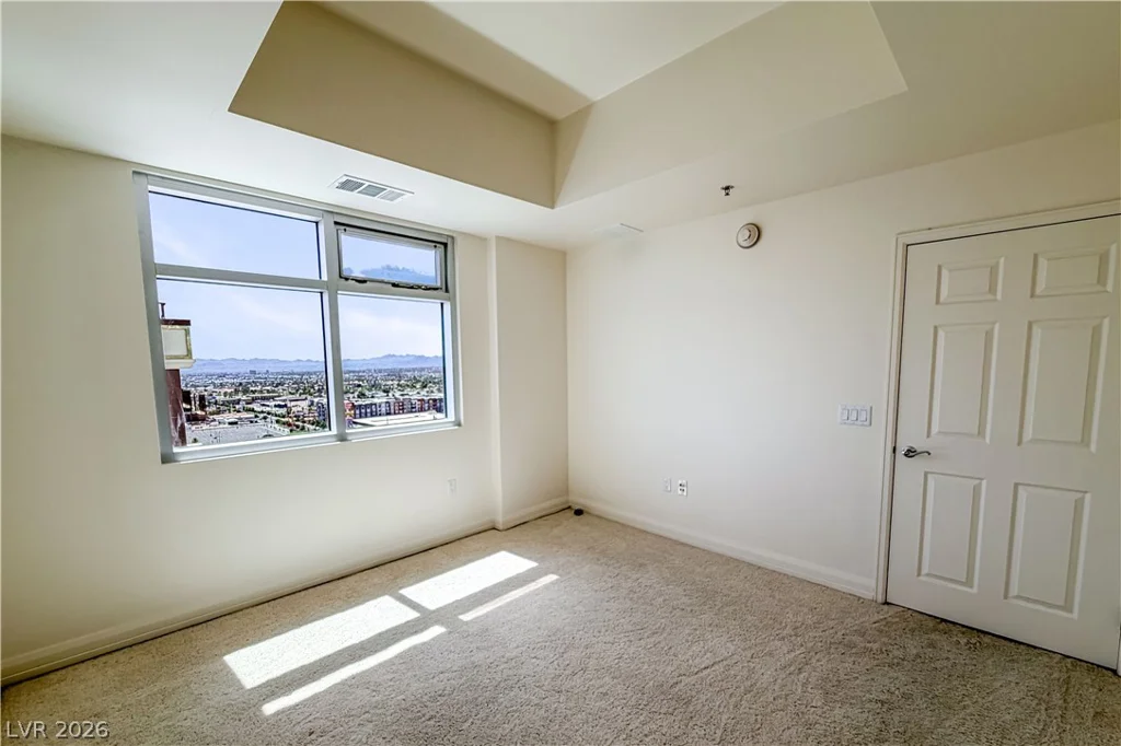 150 Las Vegas, Las Vegas, NV 89101