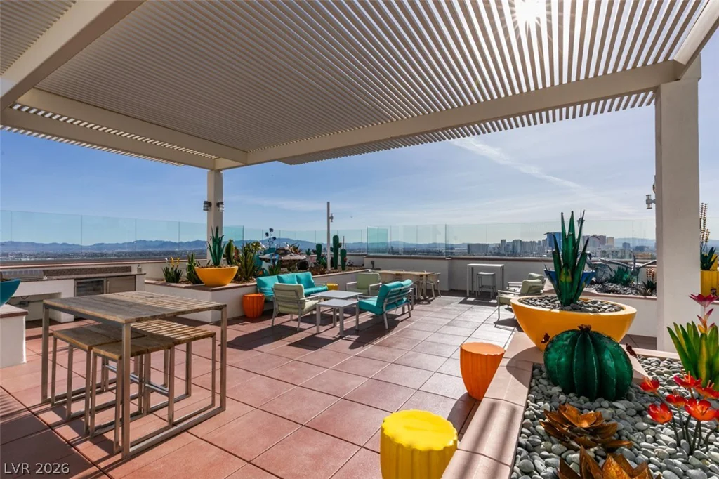 150 Las Vegas, Las Vegas, NV 89101