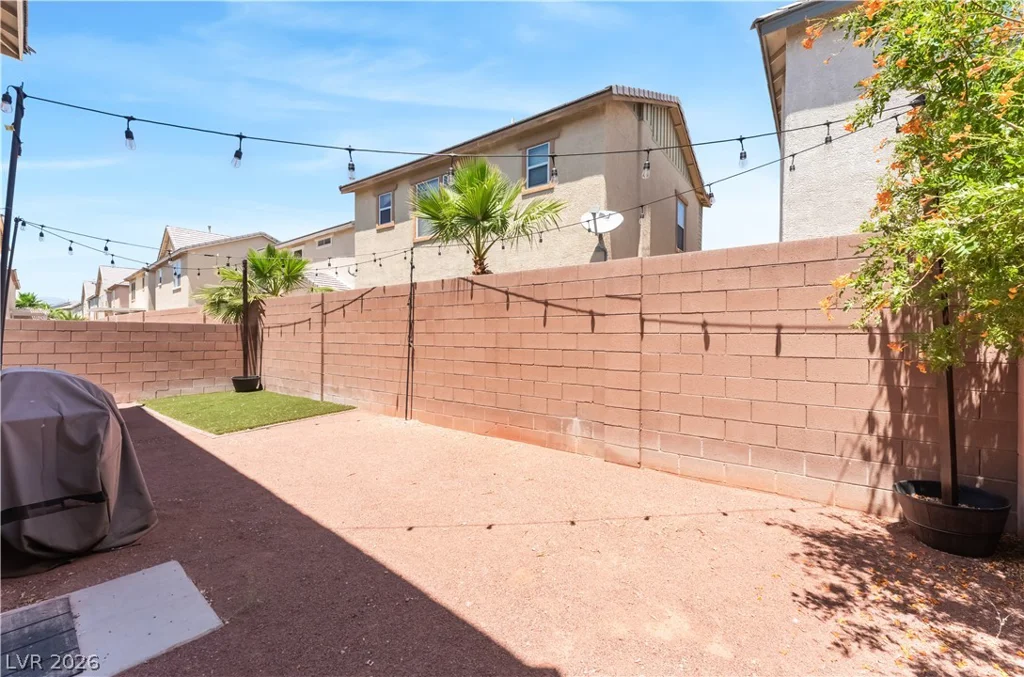 404 Copper Pine, North Las Vegas, NV 89031