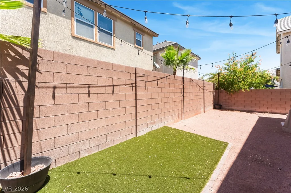 404 Copper Pine, North Las Vegas, NV 89031