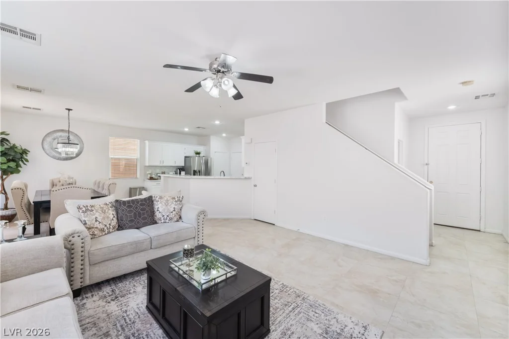 404 Copper Pine, North Las Vegas, NV 89031