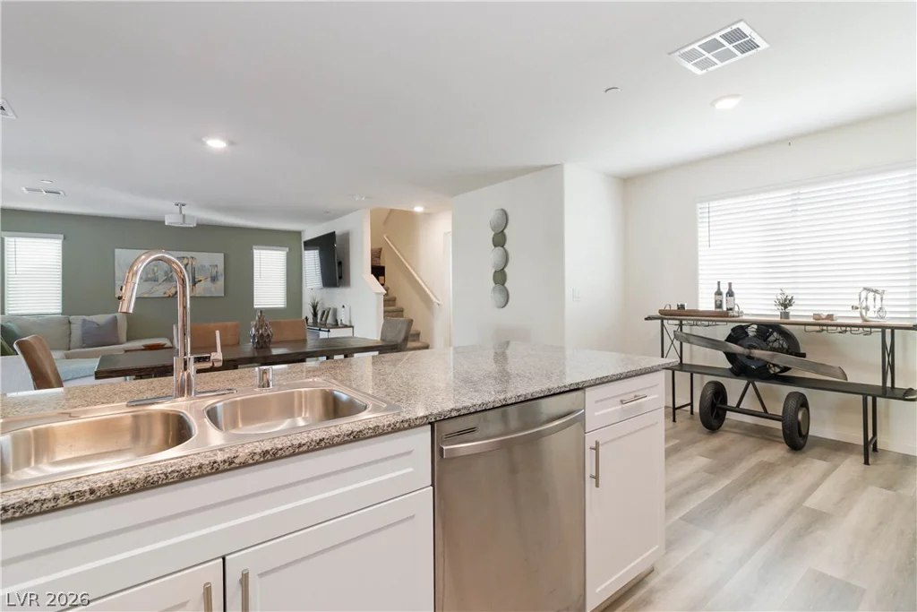 6855 Crimson Shadow, North Las Vegas, NV 89086