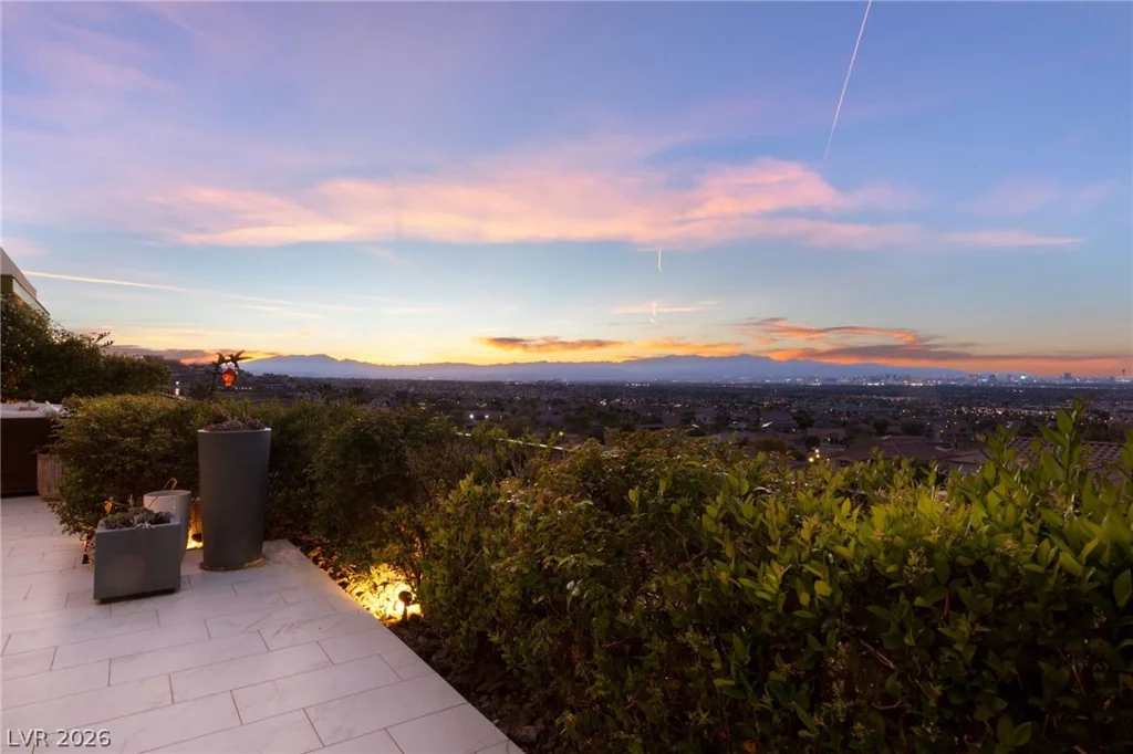 1228 Starview Peak, Henderson, NV 89012