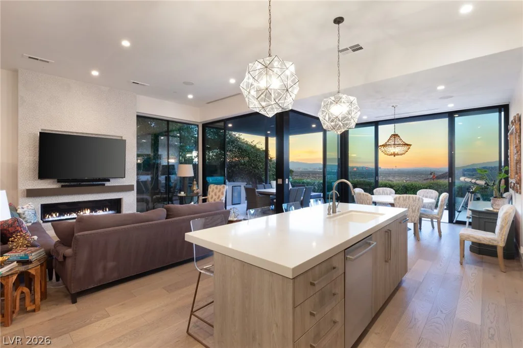 1228 Starview Peak, Henderson, NV 89012