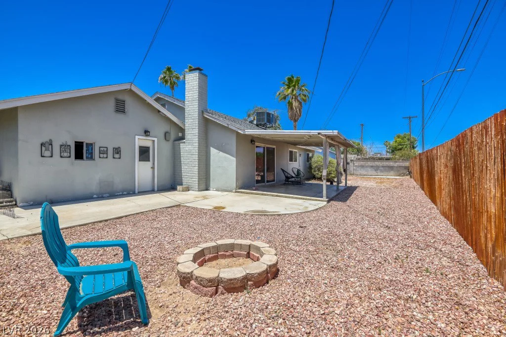 2013 El Greco, Las Vegas, NV 89102