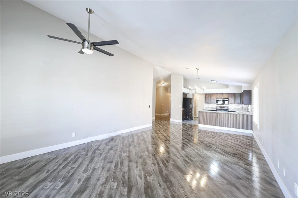 6326 Mount Rainier, Las Vegas, NV 89156