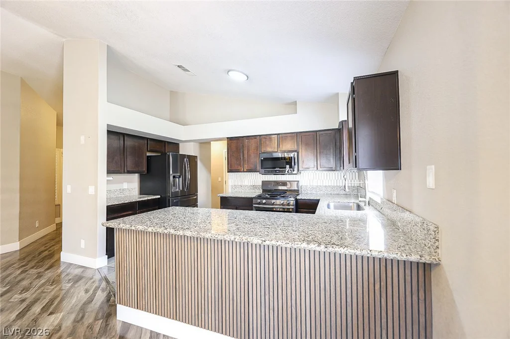 6326 Mount Rainier, Las Vegas, NV 89156