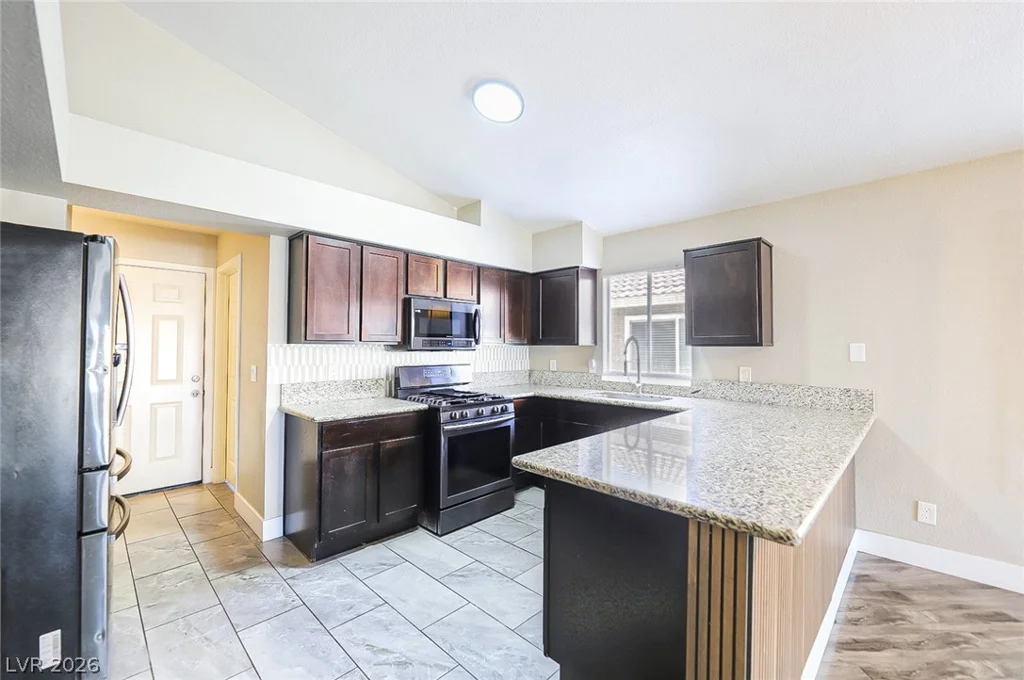 6326 Mount Rainier, Las Vegas, NV 89156