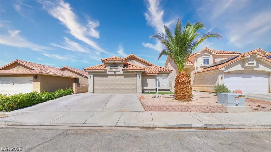 6326 Mount Rainier, Las Vegas, NV 89156