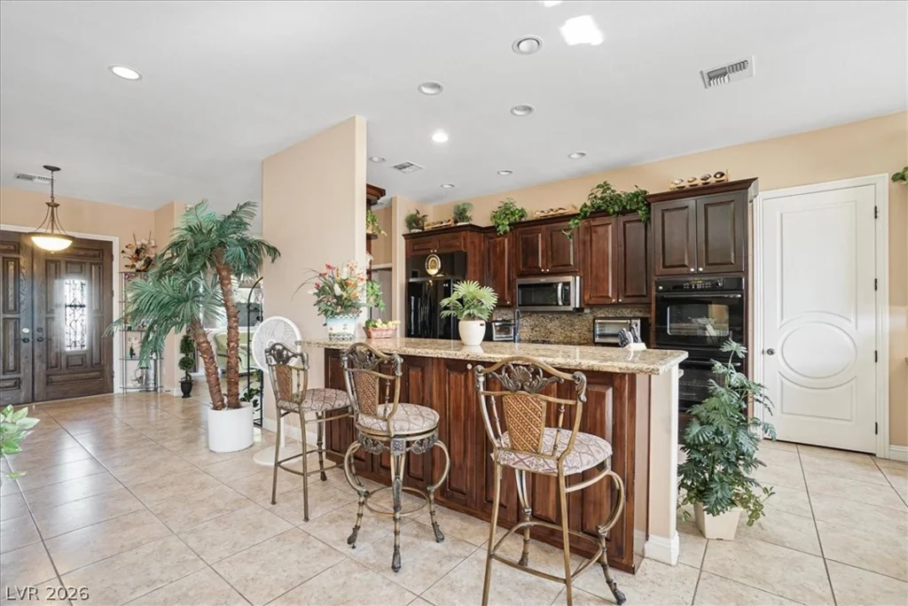 78 Siddall, Las Vegas, NV 89183