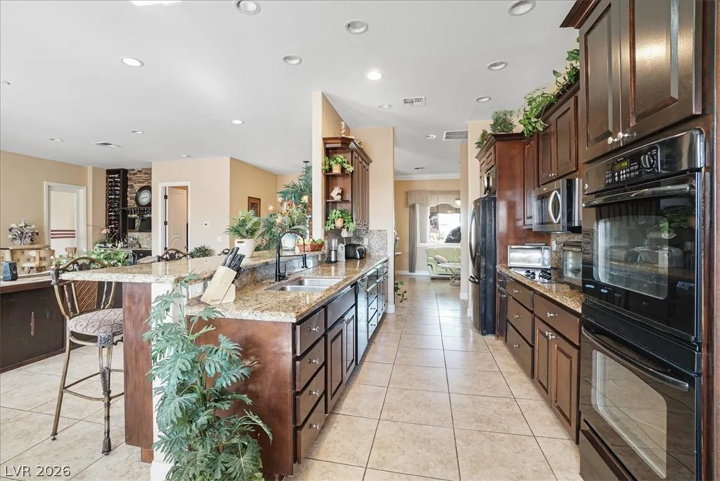 78 Siddall, Las Vegas, NV 89183
