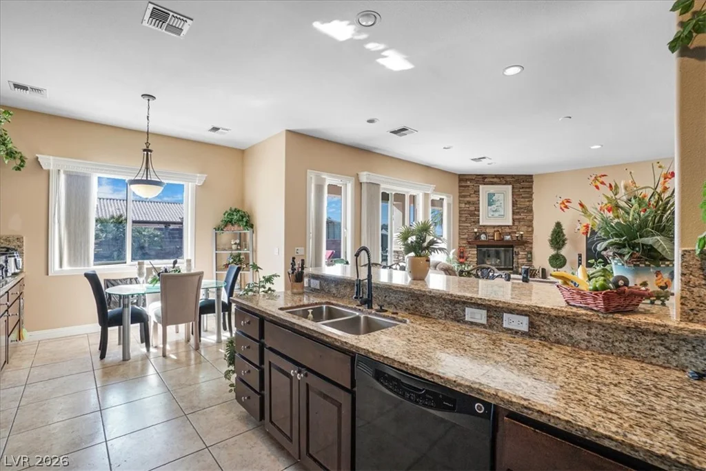 78 Siddall, Las Vegas, NV 89183