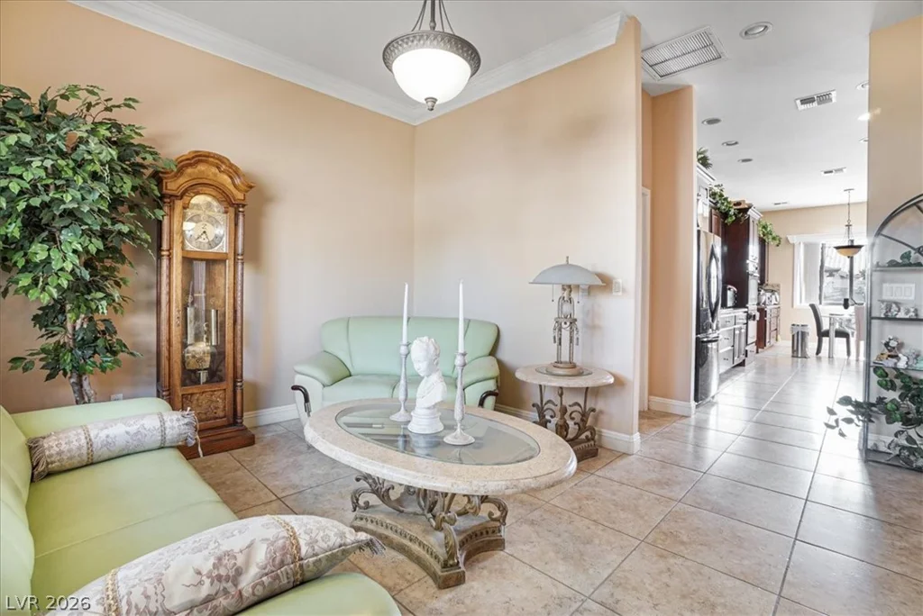 78 Siddall, Las Vegas, NV 89183