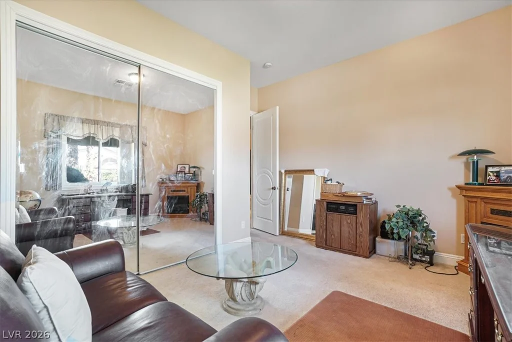 78 Siddall, Las Vegas, NV 89183