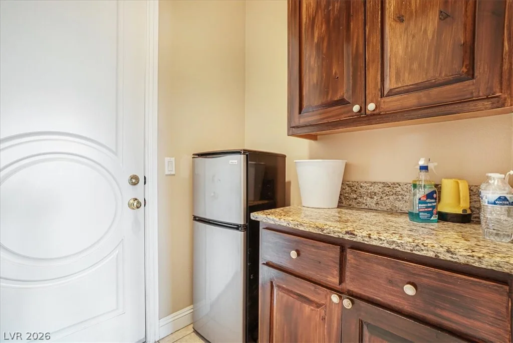 78 Siddall, Las Vegas, NV 89183