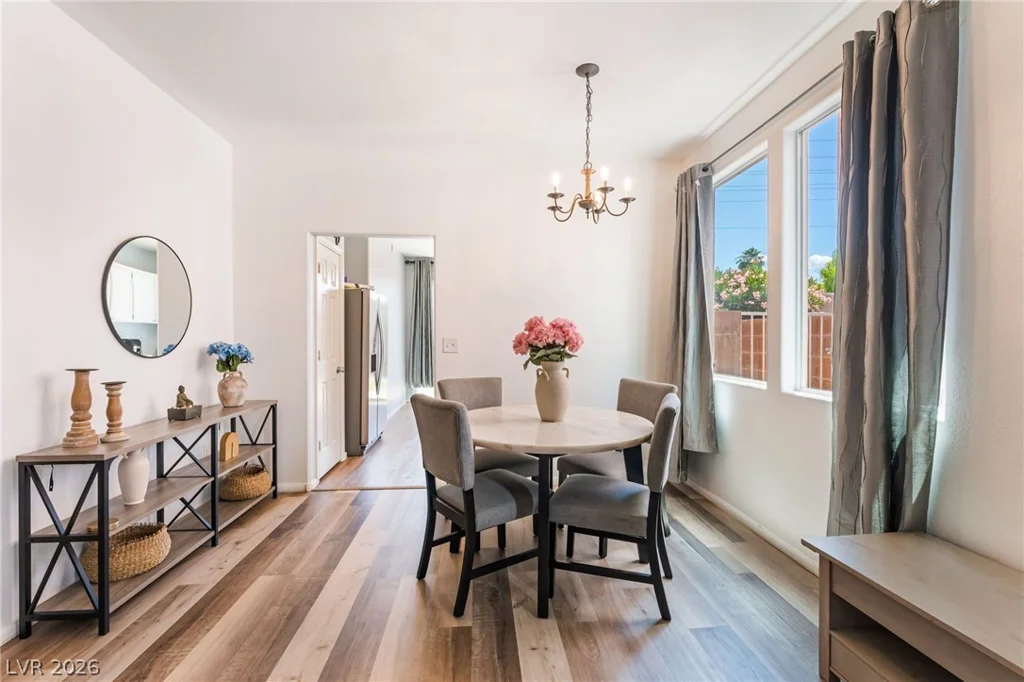 2409 Cockatiel, North Las Vegas, NV 89084