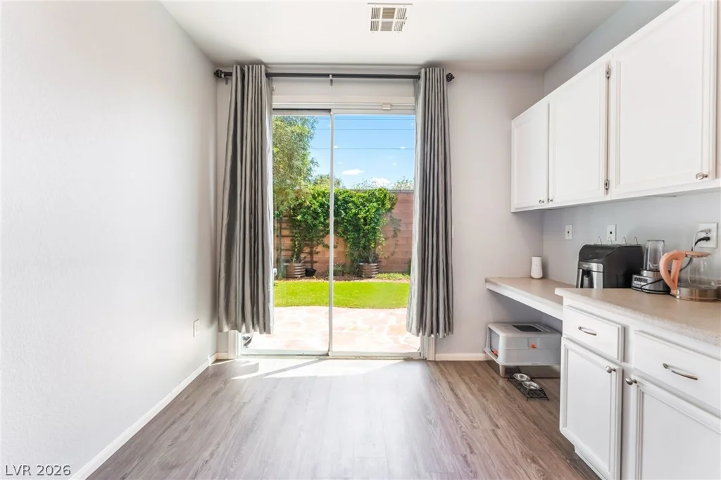2409 Cockatiel, North Las Vegas, NV 89084