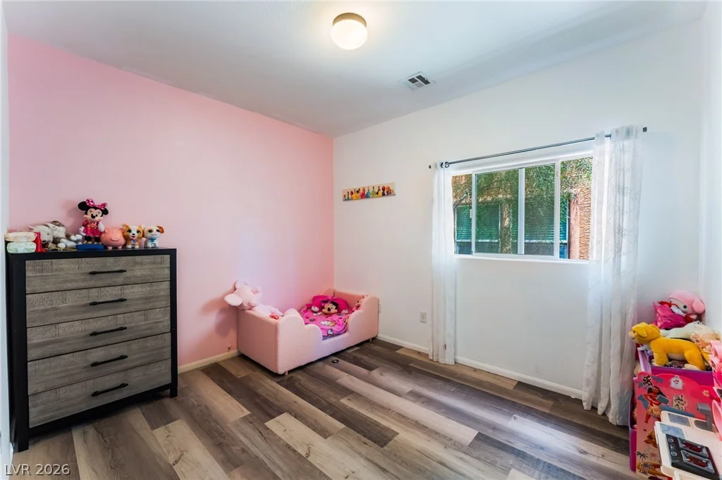 2409 Cockatiel, North Las Vegas, NV 89084