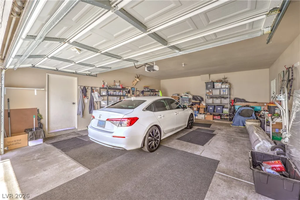 10001 Peace, Las Vegas, NV 89147
